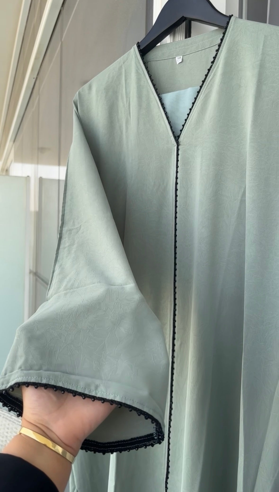 ABAYA MARBRÉ VERT D’EAU FERMÉ