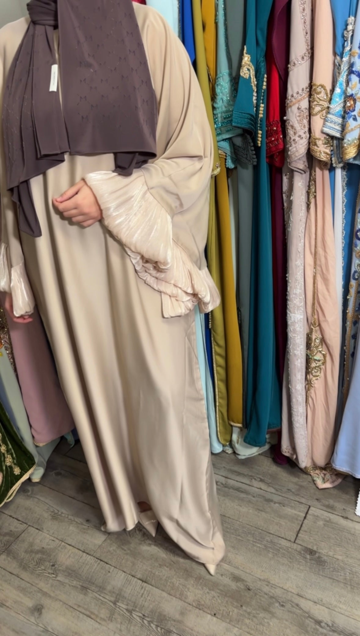 ABAYA PAPILLON BEIGE/ROSÉ