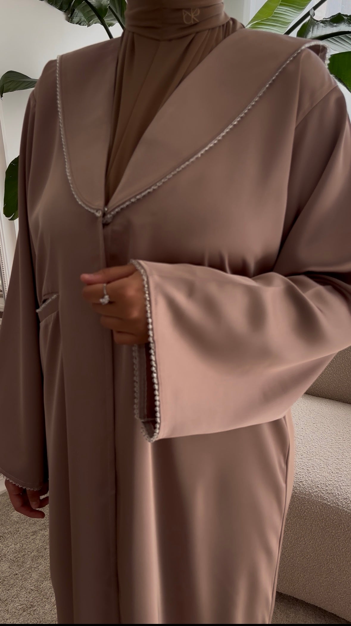 SATIN BLAZER NUDE