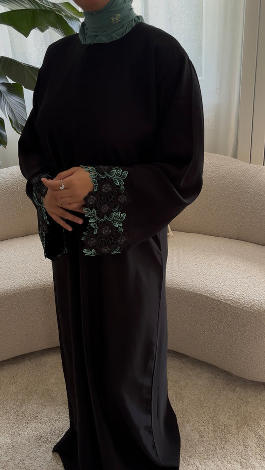 ABAYA FERMÉ BLACK/GREEN