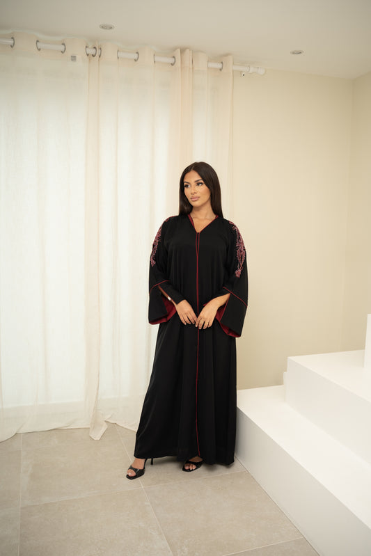 ABAYA TESNIM NOIR ET BORDEAUX