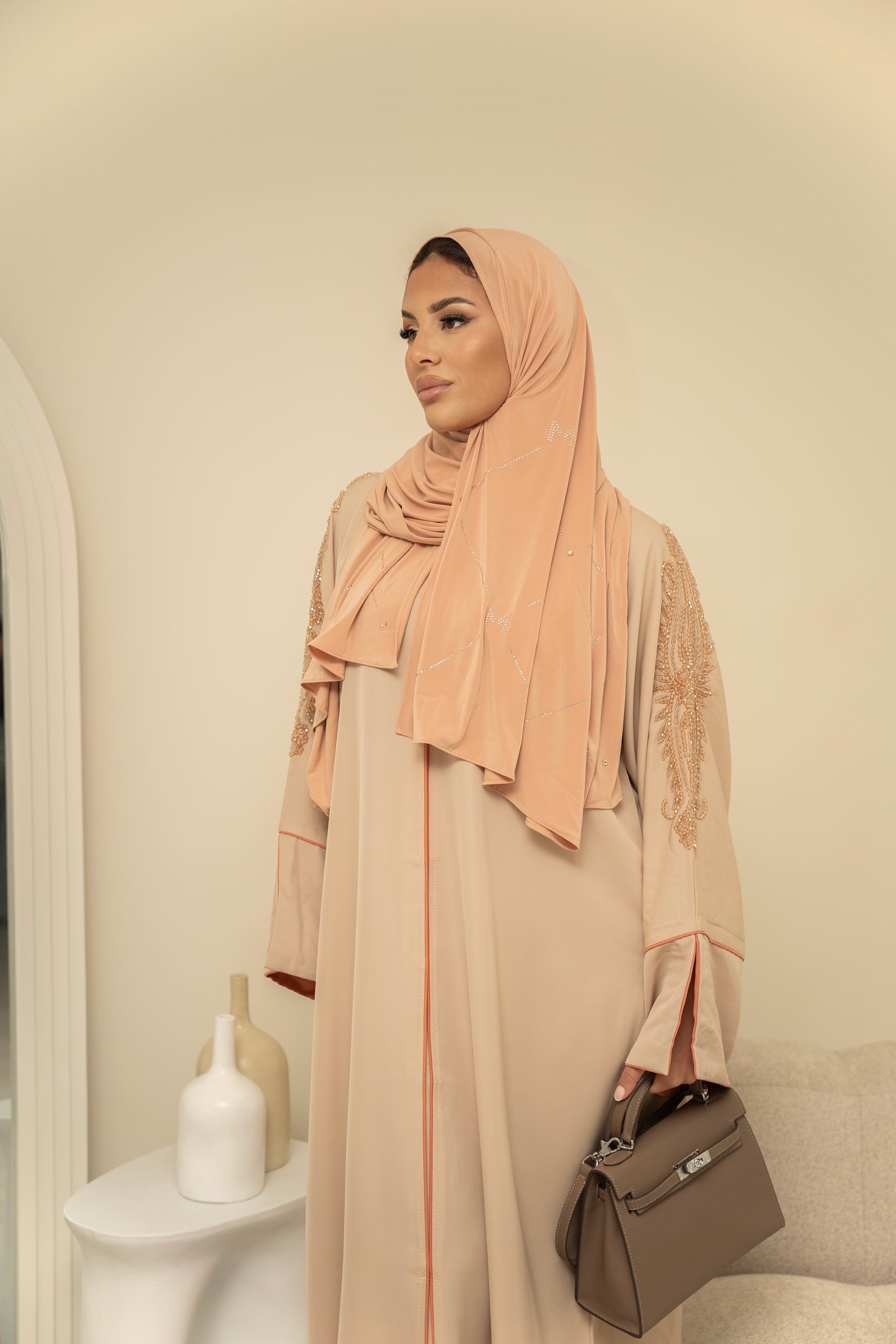 ABAYA TESNIM NUDE/CORAIL